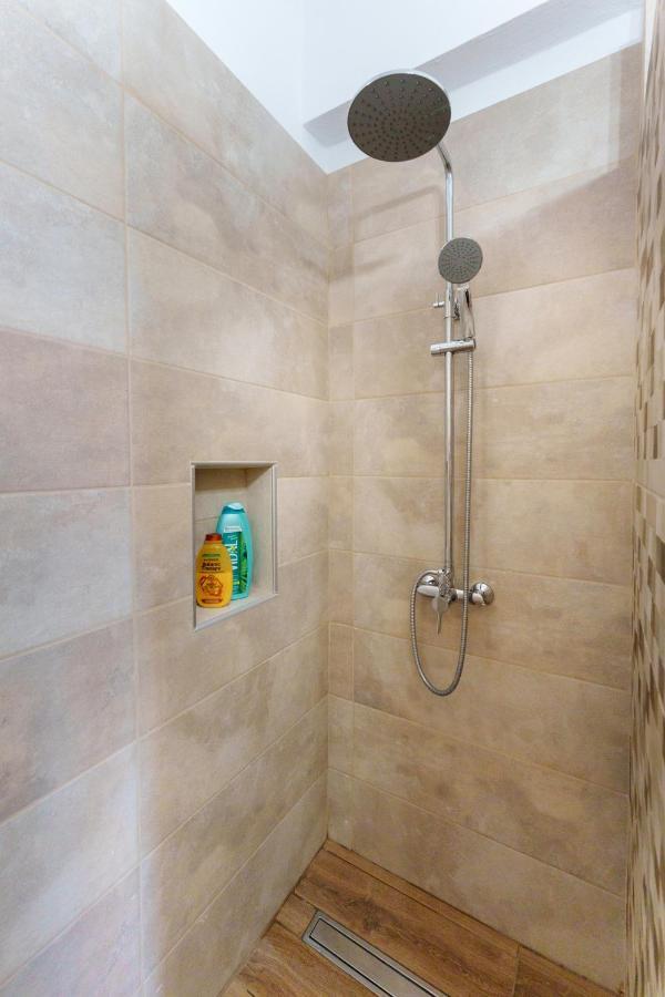 Star Beach Apartment Kasztrí Kültér fotó